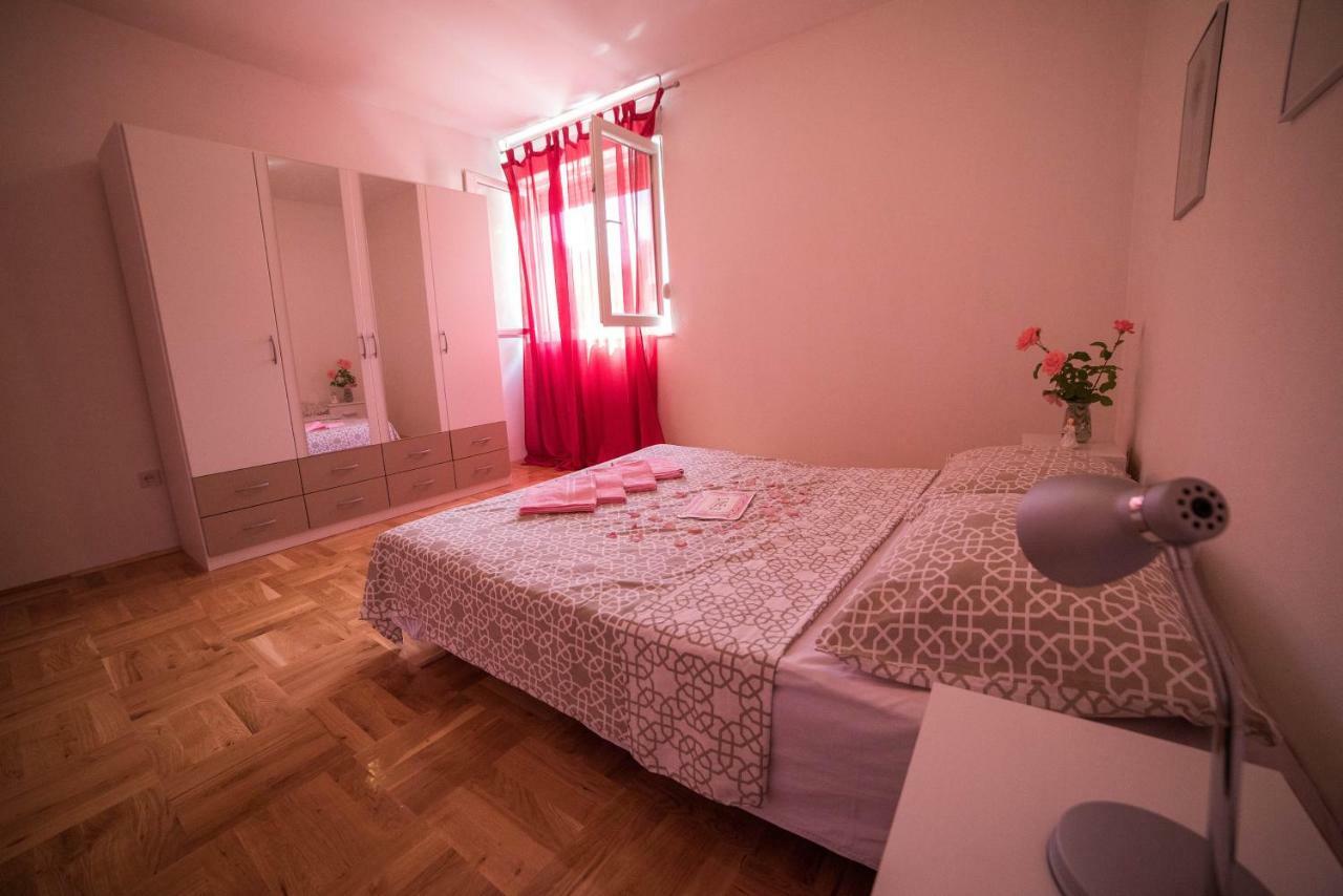 Apartment Ines シニ エクステリア 写真