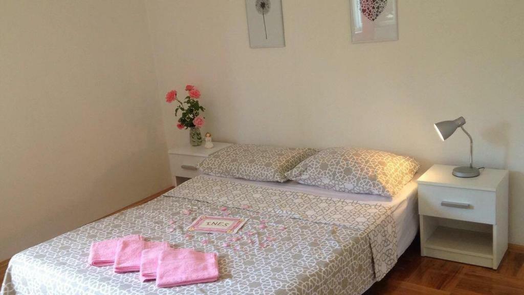 Apartment Ines シニ エクステリア 写真
