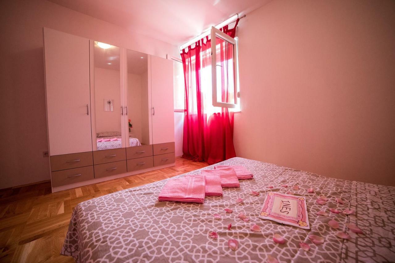 Apartment Ines シニ エクステリア 写真