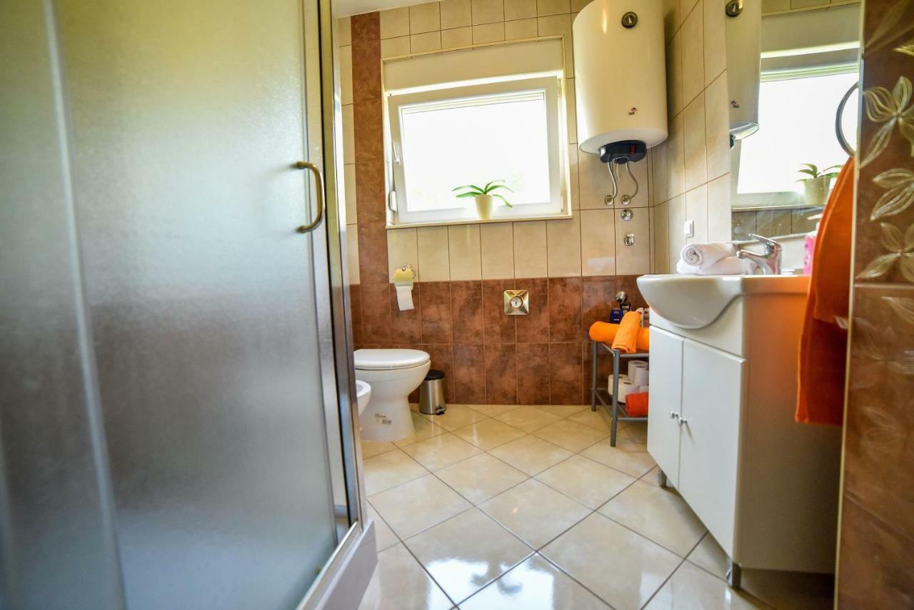 Apartment Ines シニ エクステリア 写真